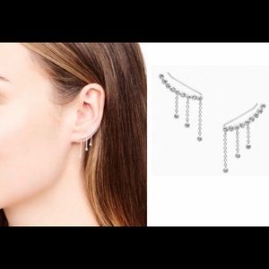 Cascading ear climbers